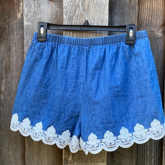 Faux jean shorts - Picture 3 of 4